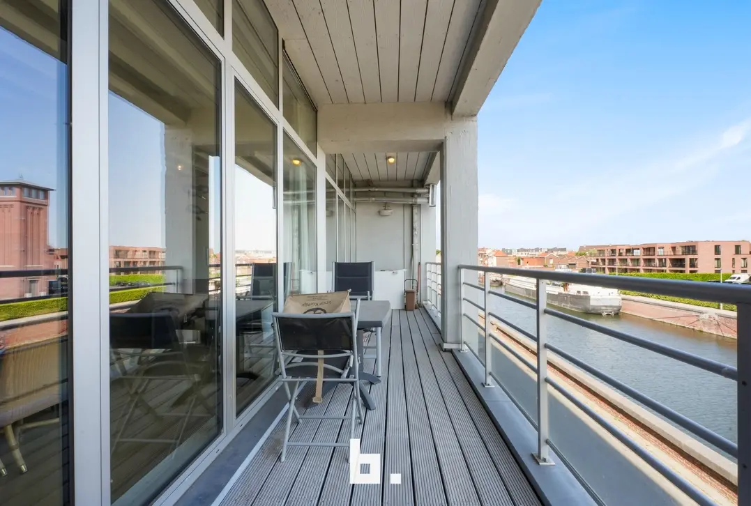 Unieke industriële loft te huur in Kortrijk - Kortrijk