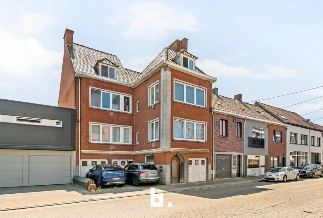 Ruim duplexappartement met 2 slaapkamers, garage en zonnig zuidgericht terras - Roeselare