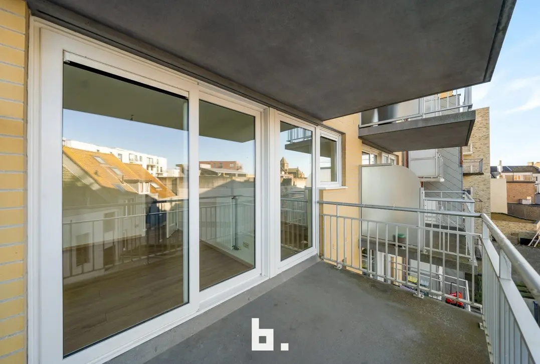 Instapklaar en zonnig appartement op toplocatie nabij zee - Oostende