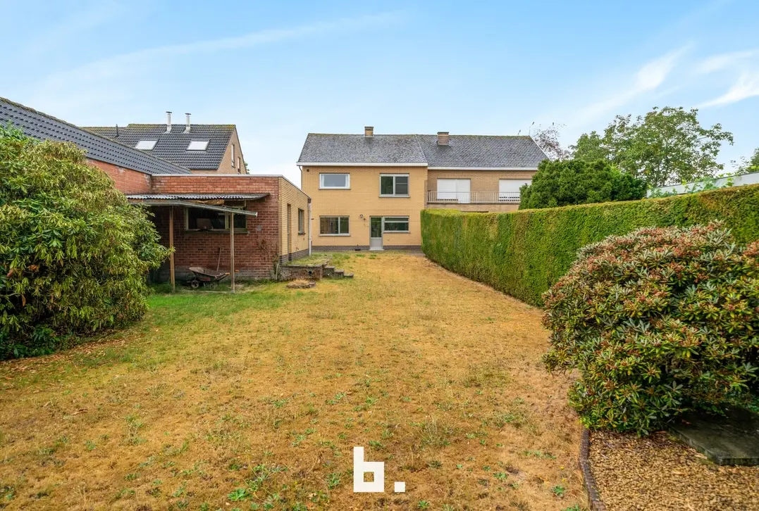 Halfopen bebouwing met 3 slaapkamers en garage op zeer gegeerde ligging! - Sint-Andries