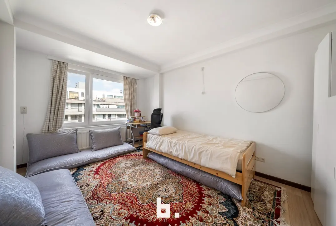 Appartement met 3 slaapkamers, kelderberging en garage inbegrepen - Sint-Andries