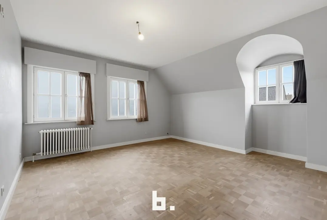 Villa met Loods in Sint-Eloois-Vijve - Waregem