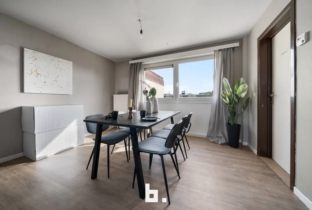 Energiezuinige woning met 3 slaapkamers, garage en tuin in Oostkamp - Oostkamp