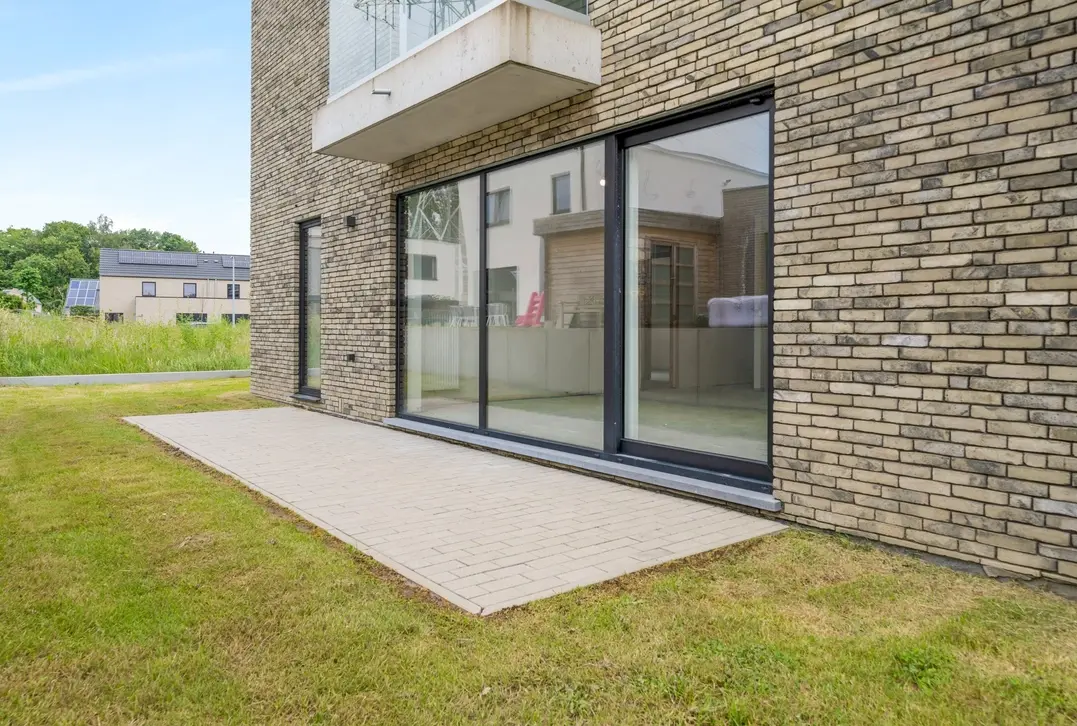 Ruim 2 slaapkamer appartement - Beveren
