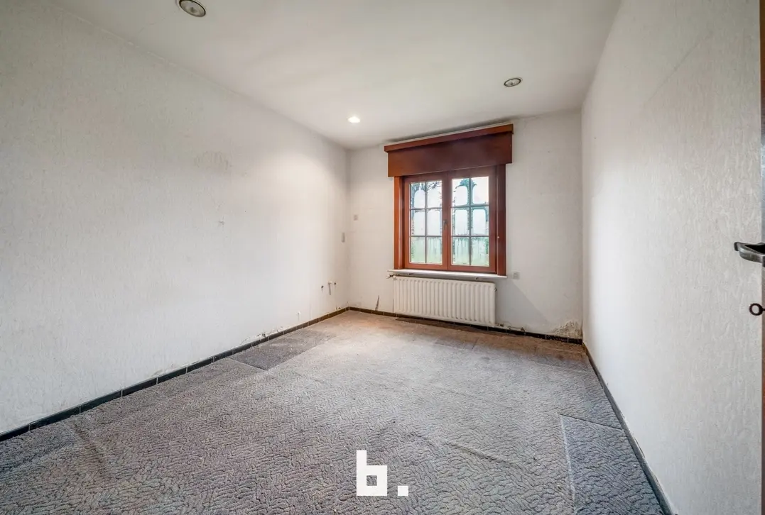 Rustige gelegen te renoveren open bebouwing op topligging - Sint-Andries