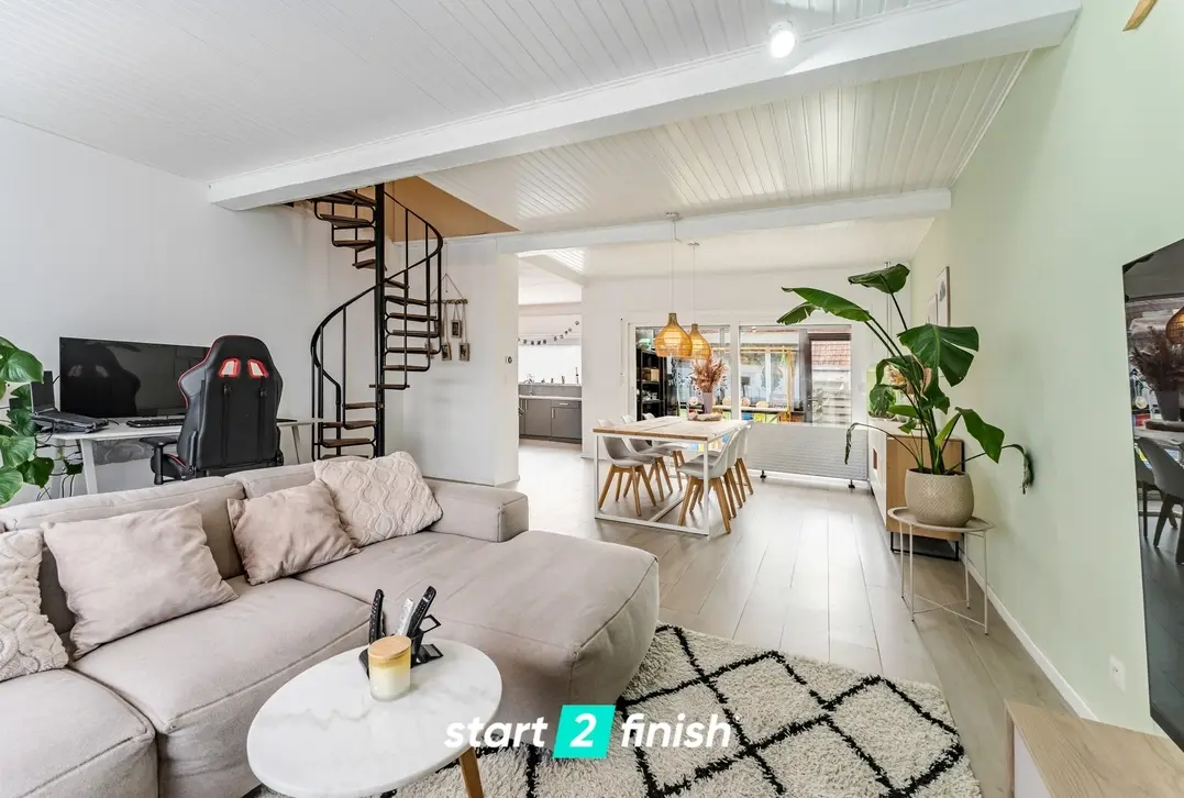 Instapklare woning op topligging in Menen! - Menen