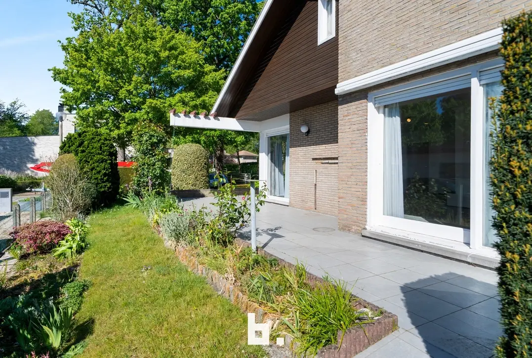 Rustige gelegen te renoveren open bebouwing op topligging - Sint-Andries