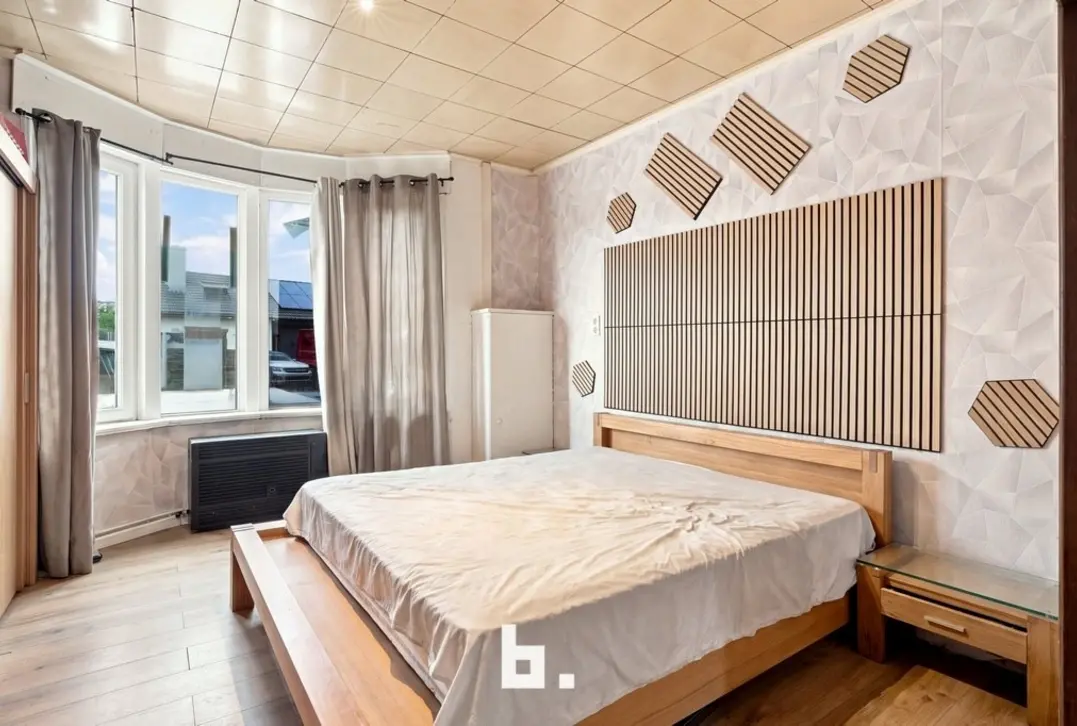 Gelijkvloers 2-slaapkamerappartement met parkeerplaats - Roeselare