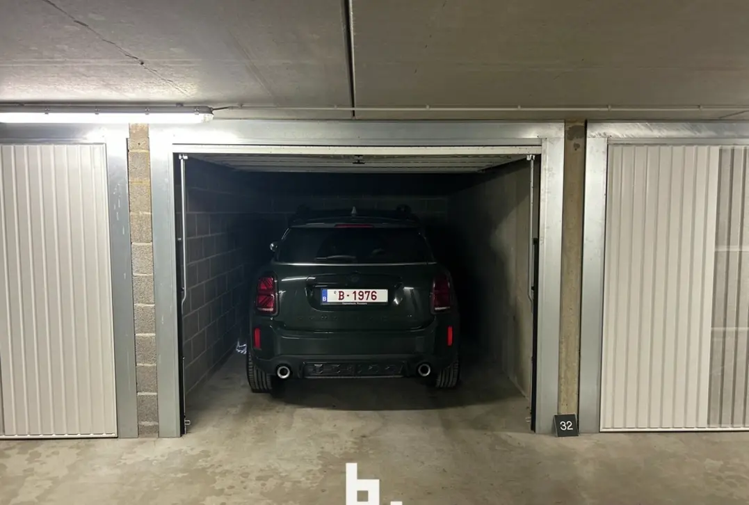 Ondergrondse garagebox nabij Ezelstraat Brugse binnenstad  - Brugge