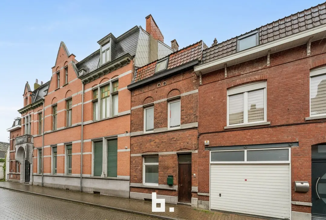 Betaalbare gezinswoning met 4 slaapkamers, vernieuwd dak en gunstig EPC C! - Wervik