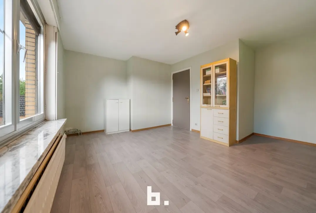 Halfopen bebouwing met 3 slaapkamers en garage op zeer gegeerde ligging! - Sint-Andries