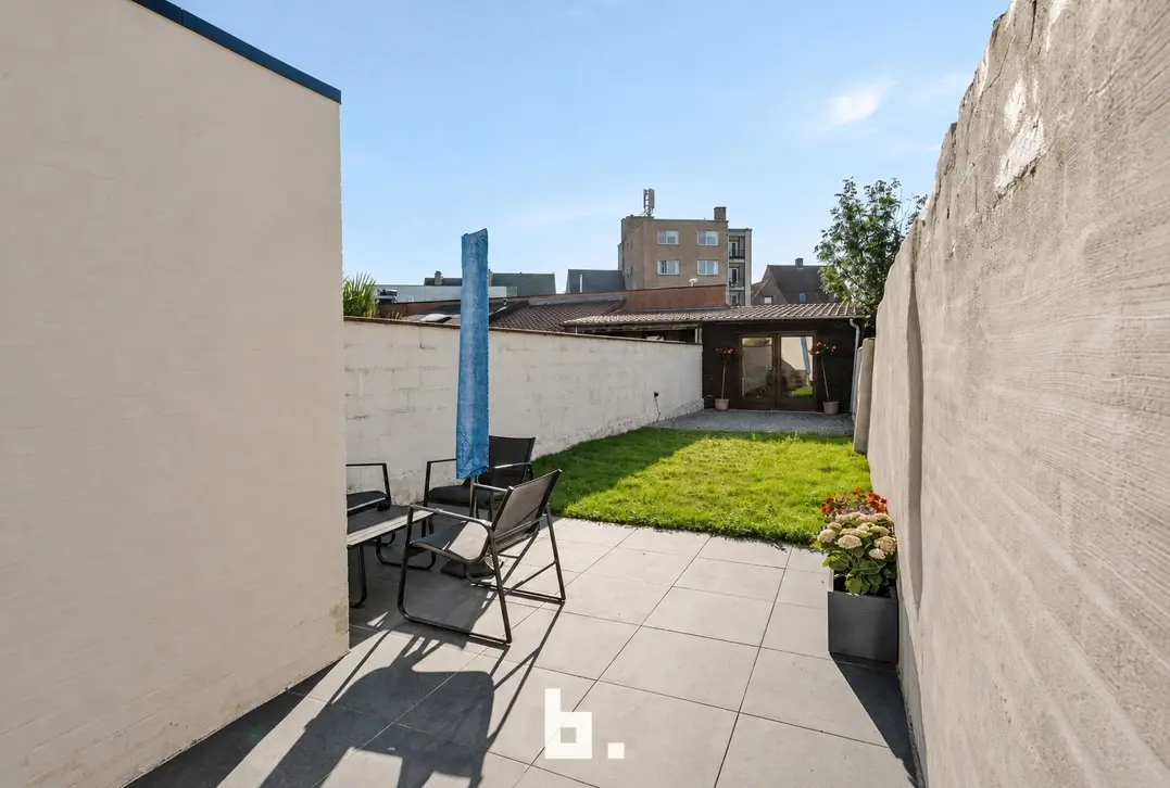 Instapklare woning met 3 slaapkamers en tuin op zeer gegeerde ligging - Sint-Andries