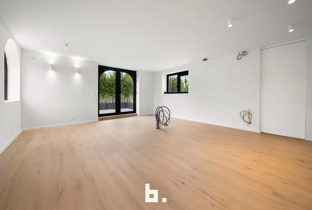 Een karaktervolle villa in uitgesproken cottagestijl, waar authentieke architectuur en hedendaags wooncomfort harmonieus samenkomen.  - Damme