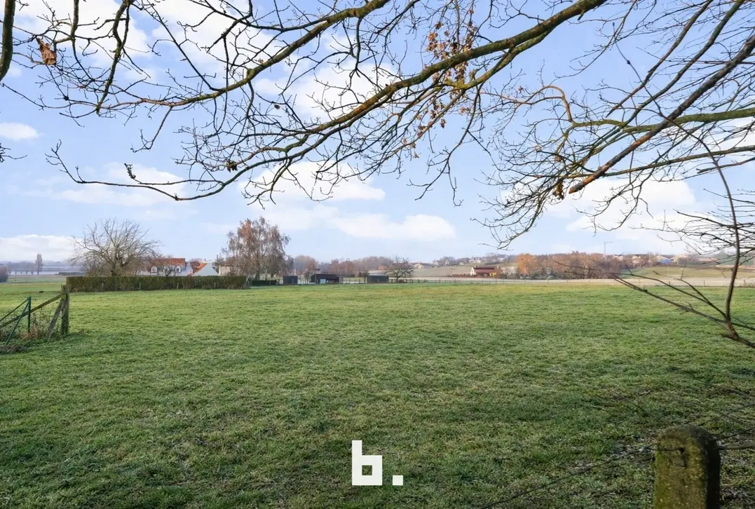 Energiezuinige, volledig gerenoveerde woning met landelijke vergezichten!-Zwevegem-€295.000