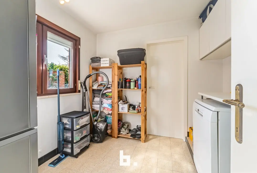 RIJWONING MET ZEER RUIME TUIN TE KOOP – HARELBEKE-STASEGEM - Harelbeke