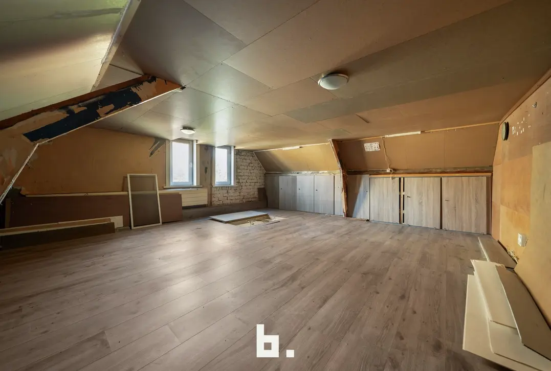 Woning met 3 slaapkamers, tuin en garage op zeer gegeerde ligging. - Sint-Andries