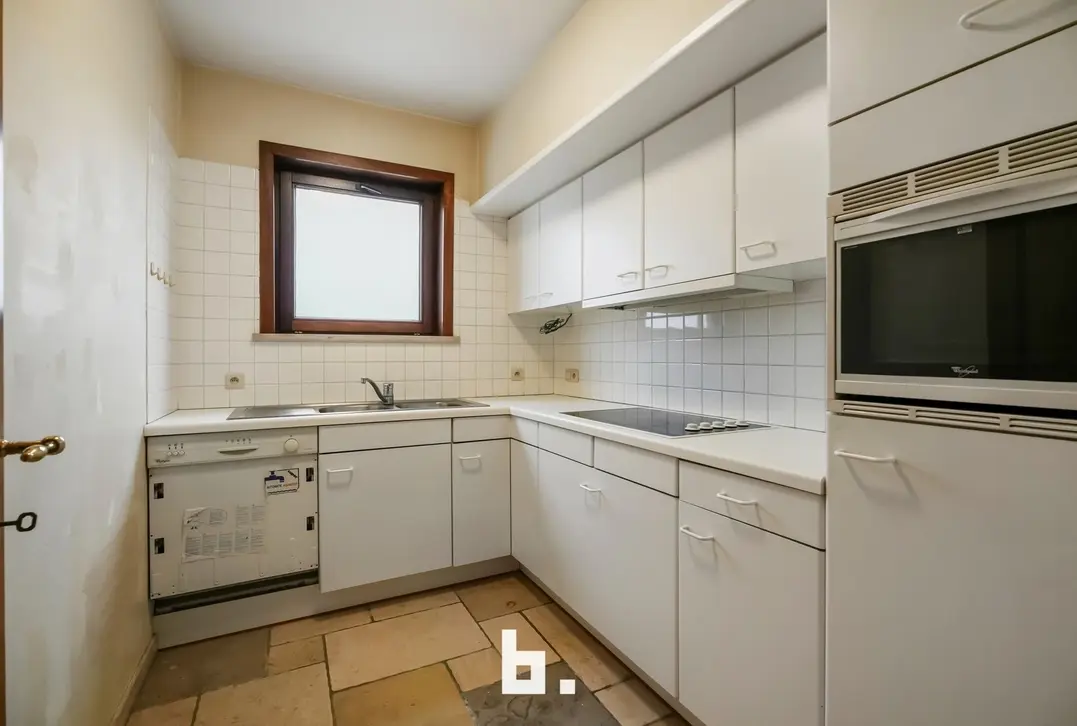 Instapklaar appartement met heel ruim terras op centrale ligging in Roeselare - Roeselare