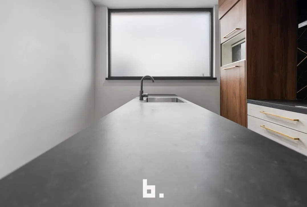 Gerenoveerde gezinswoning / kangoeroewoning met 5 kamers in Kuurne - Kuurne