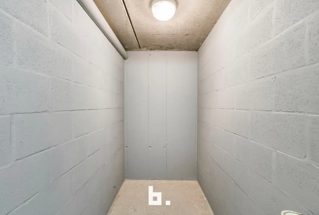 Enorm lichtrijk appartement op uiterst centrale locatie met garage - Hooglede