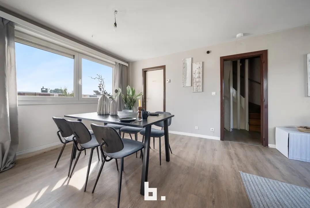 Energiezuinige woning met 3 slaapkamers, garage en tuin in Oostkamp - Oostkamp