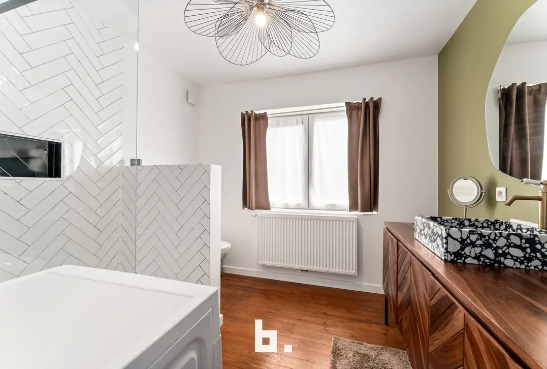 Gerenoveerde woning met grote tuin te Lauwe! - Lauwe - €299.000