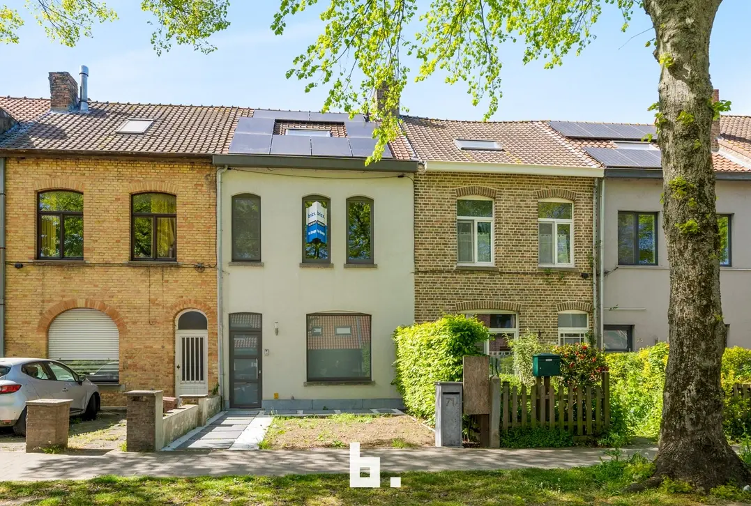 Prachtige gerenoveerde energiezuinige woning op een steenworp van de historische binnenstad! - Brugge