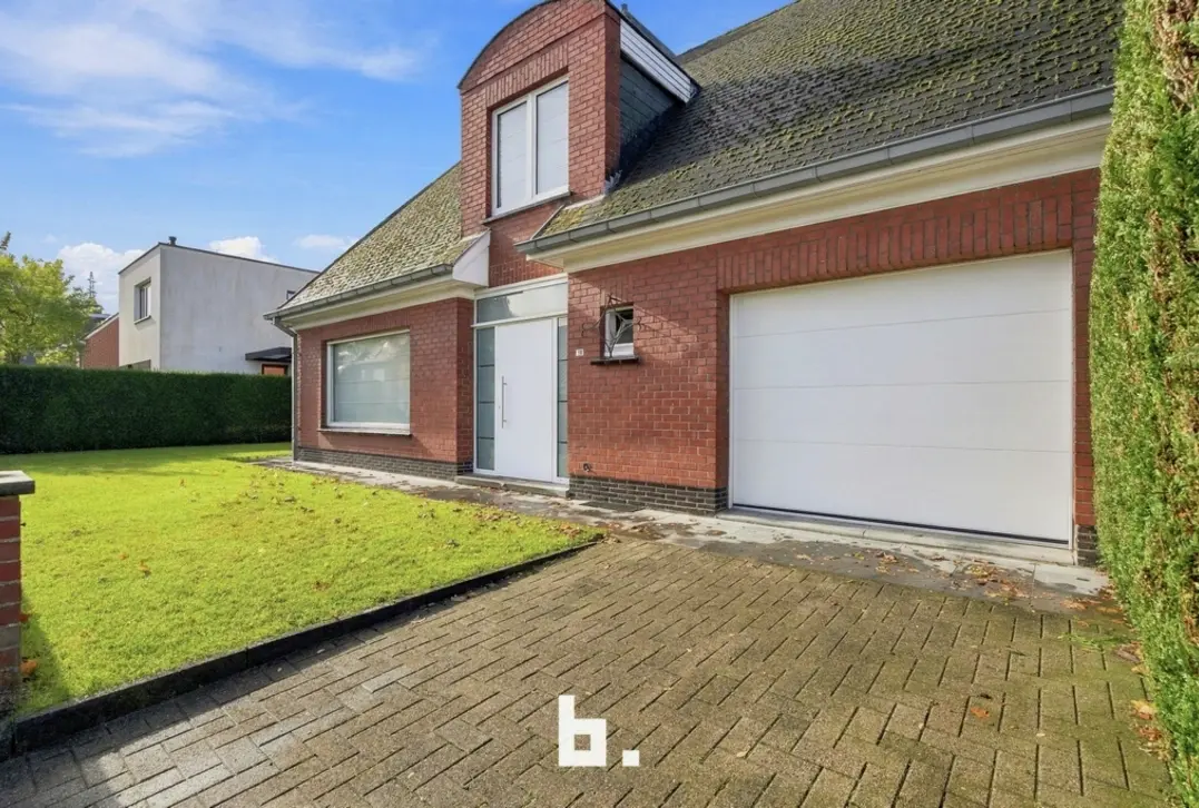 Ruime open bebouwing met 4 slaapkamers op 823 m² in het gegeerde Bosmolens! - Izegem