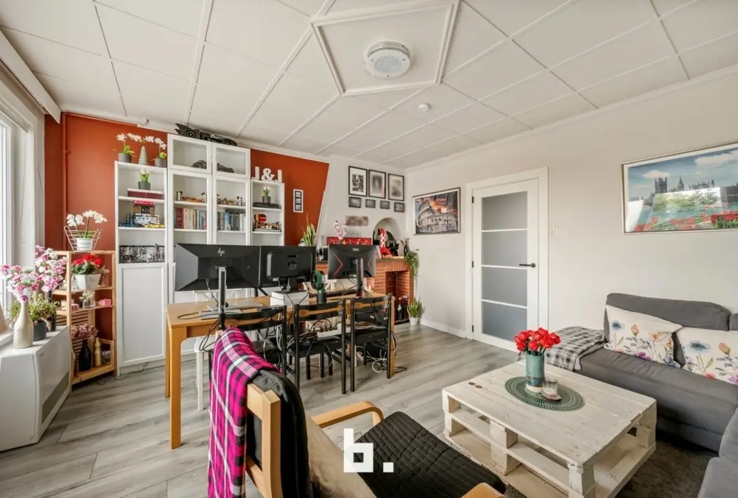 Ruim duplexappartement met 2 slaapkamers, garage en zonnig zuidgericht terras - Roeselare
