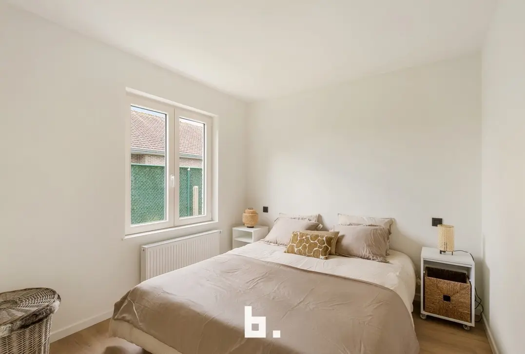 Instapklare, luxueus gerenoveerde villa met praktijkmogelijkheden op toplocatie in Rumbeke - Roeselare