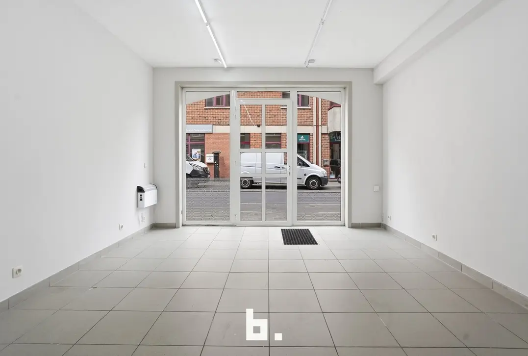 Handelspand te koop op topligging in Roeselare - Roeselare