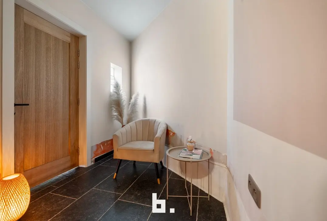 Knappe villa met praktijk in doodlopende straat - Torhout