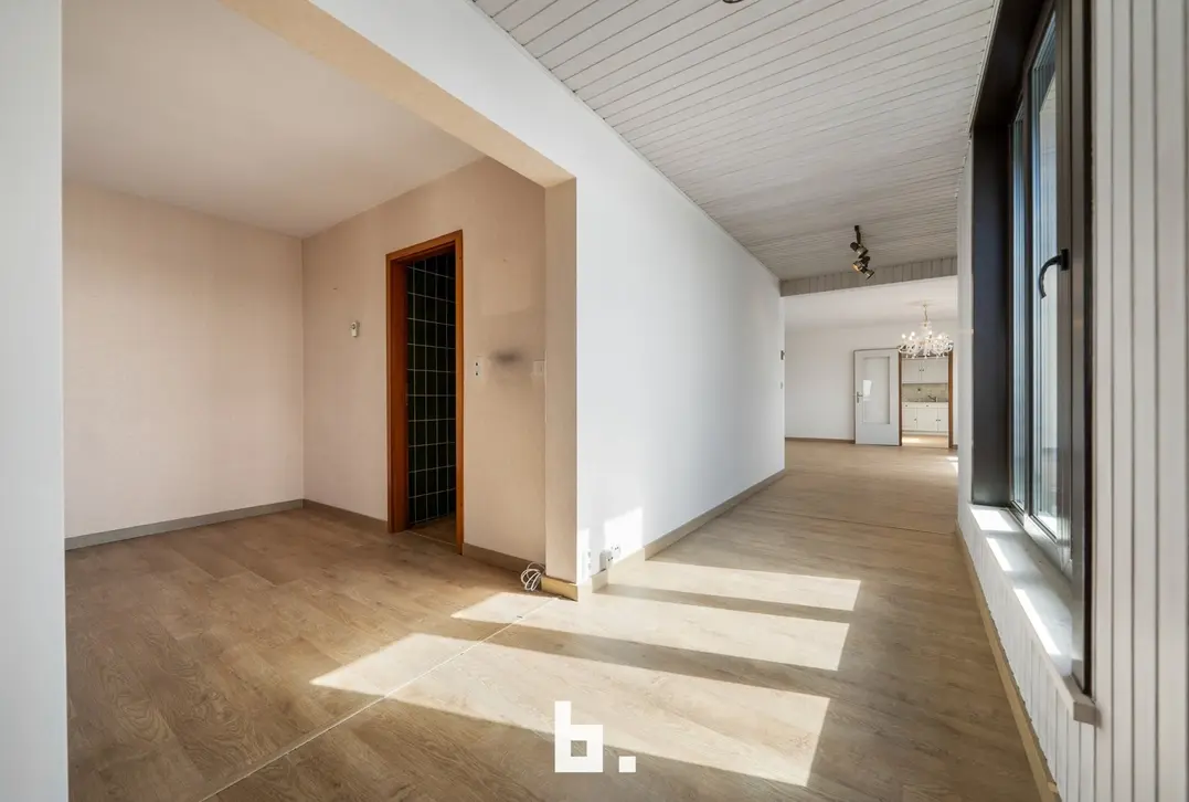 Een ideale opportuniteit voor wie op zoek is naar ruimte, comfort en een topligging! - Oostende