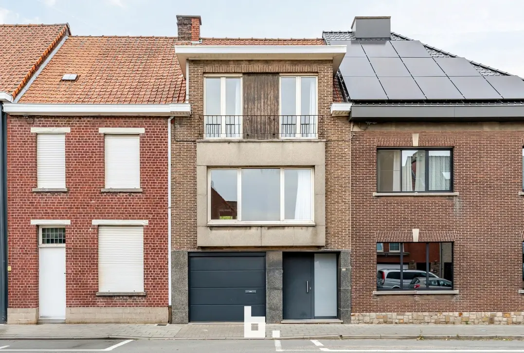Renovatieproject in Harelbeke, twee woningen te koop - Harelbeke