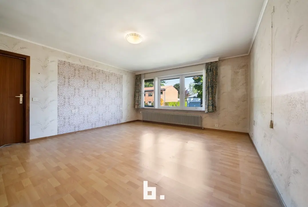 Rustige gelegen te renoveren open bebouwing op topligging - Sint-Andries