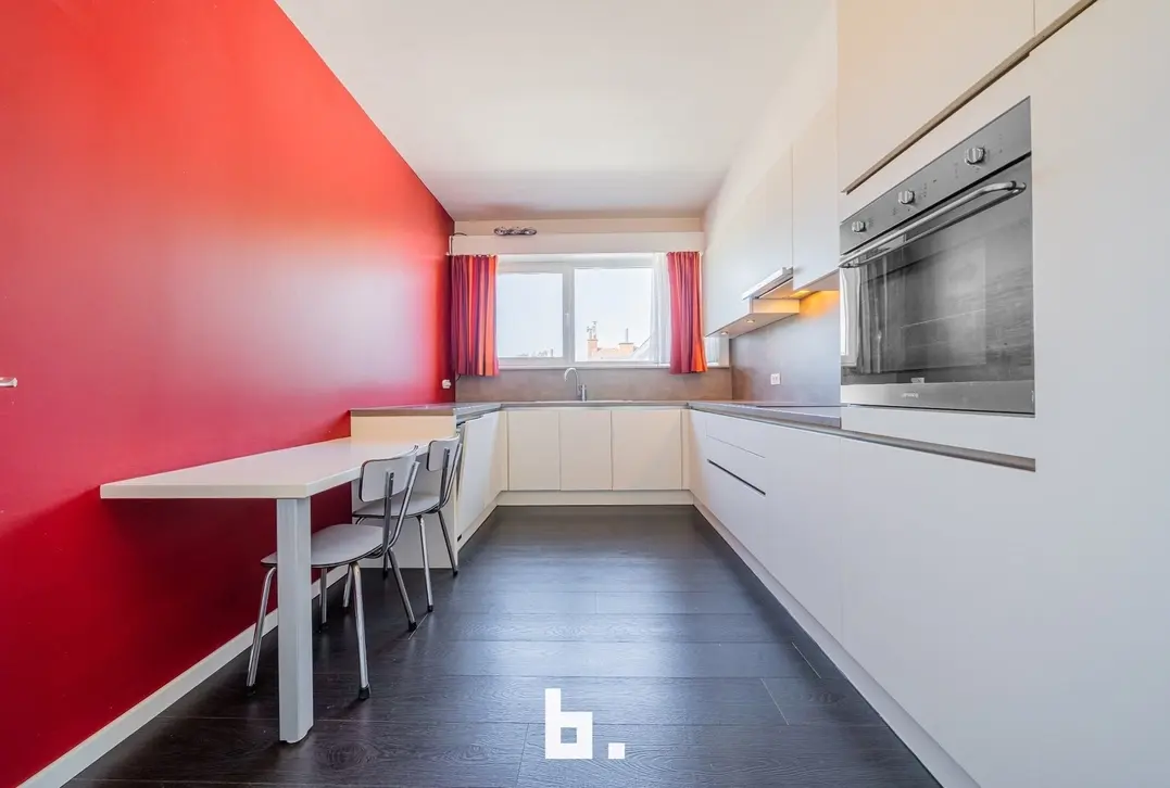 Ruim 2-slaapkamer appartement op goede ligging - Brugge