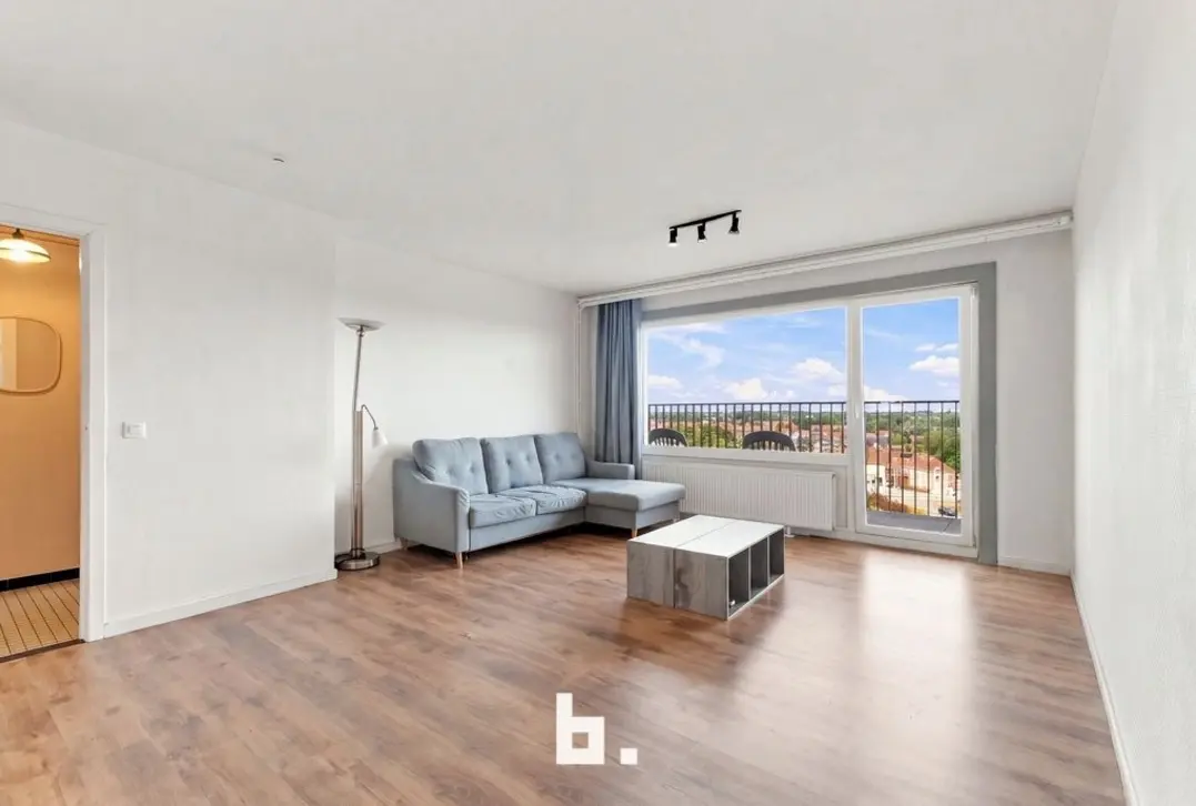 Lichtrijk appartement met ruim zuidterras - Roeselare