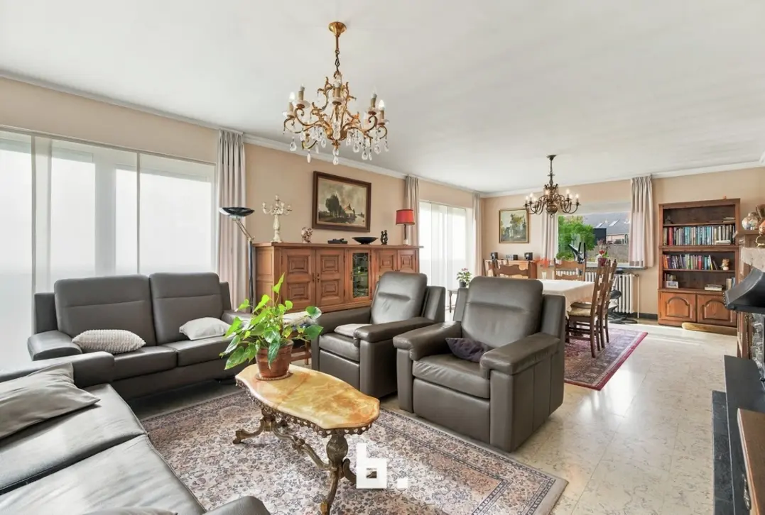 Ruime open bebouwing met 4 slaapkamers op 823 m² in het gegeerde Bosmolens! - Izegem