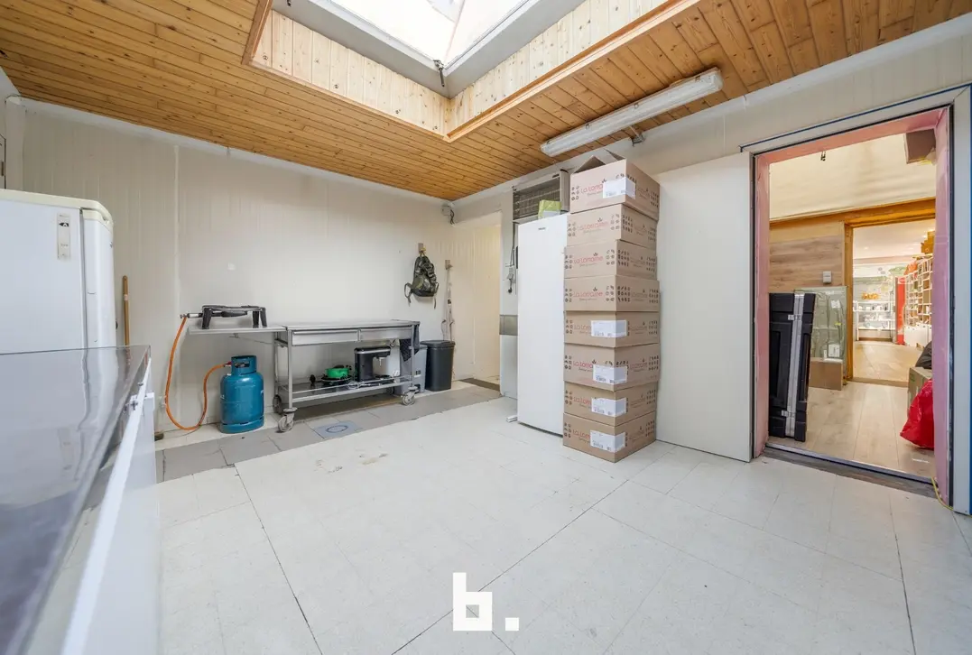 Handelshuis met mooie opbrengst - Brugge