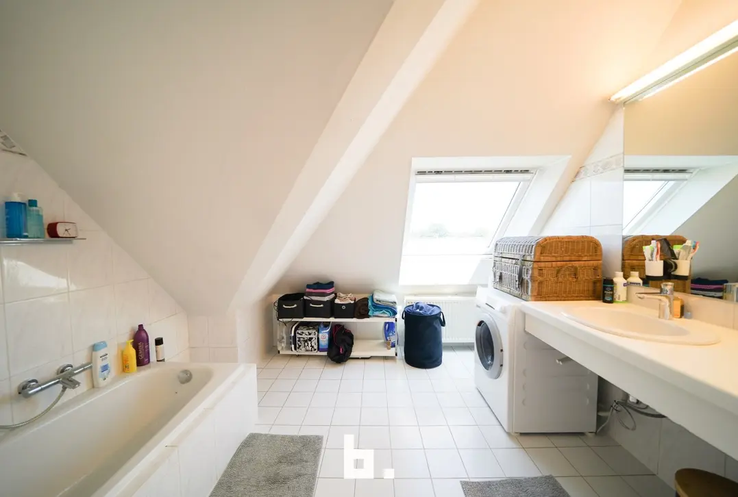 Ruim appartement met terras op toplocatie in Sint-Michiels - Sint-Michiels