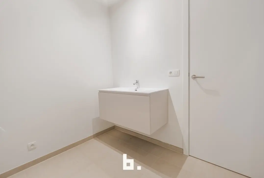 Exclusief nieuwbouwappartement met 3 slpks en 2 badkamers in Residentie Sint-Amandus-Zwevegem-€529.830