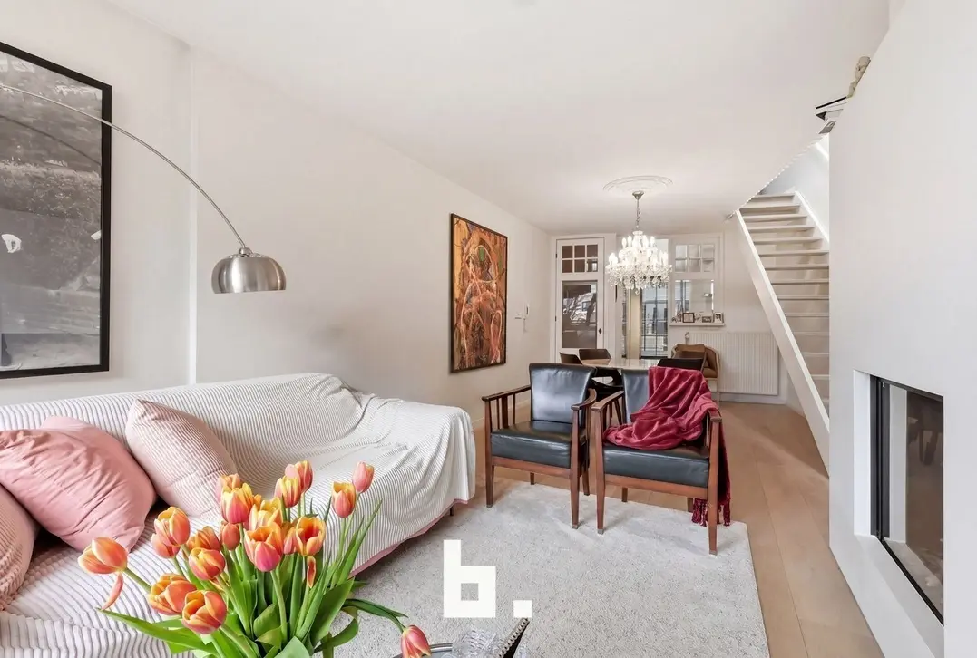 Commercieel handelspand met instapklare woonst op topligging in Roeselare - Roeselare