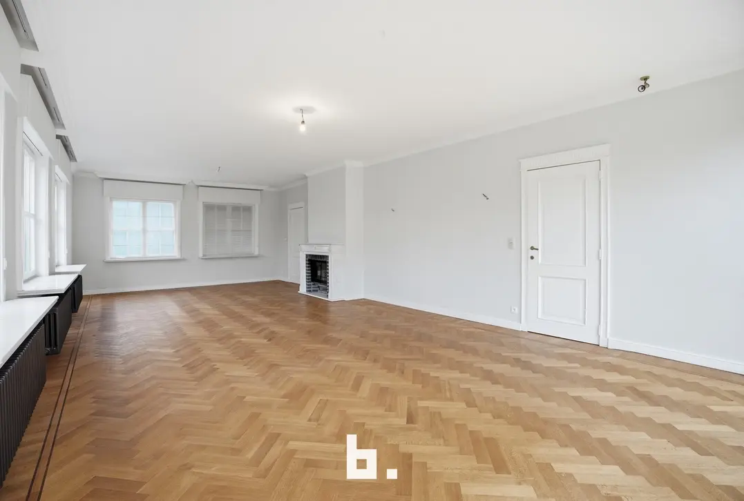 Villa met Loods in Sint-Eloois-Vijve - Waregem