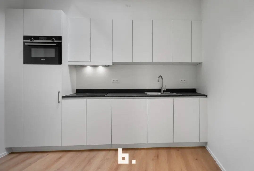 Volledig vernieuwde woning pal in het centrum - Kortrijk