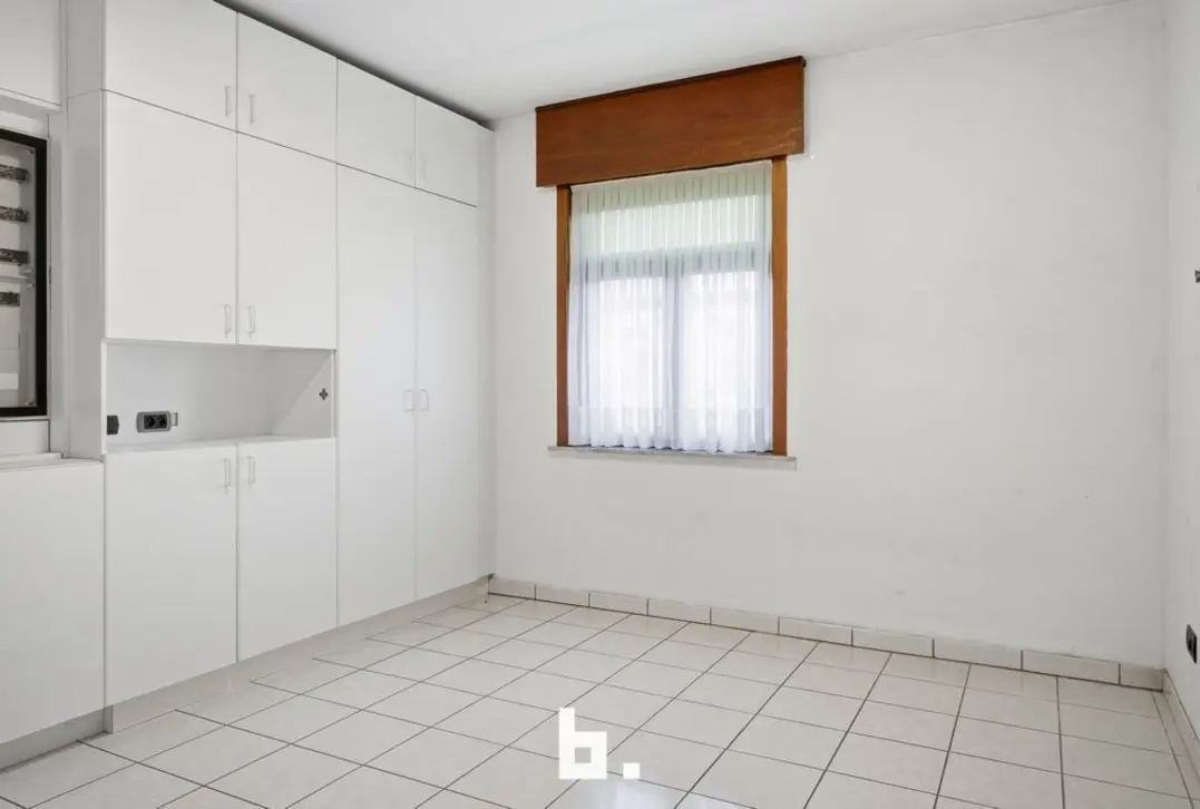 Karaktervolle villa met loods, 36 zonnepanelen en tal van mogelijkheden!  - Tielt