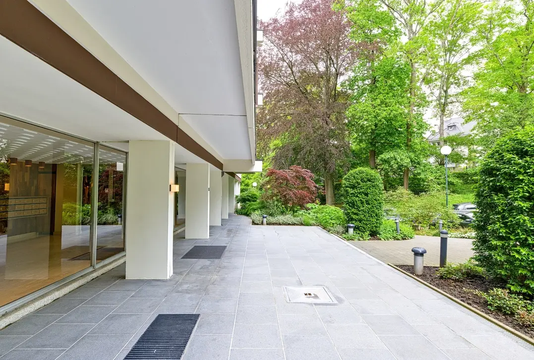 Studio met uitzonderlijk terras en parkzicht - Uccle