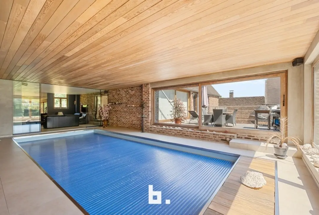 Exclusief wonen in een oase van groen, RIANTE villa met binnenzwembad op 4.192m²!  - Tielt