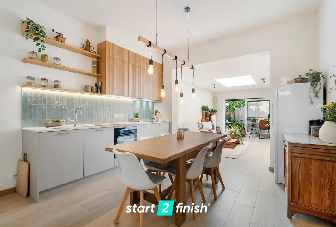 Volledig gerenoveerde woning te Kortrijk! - Kortrijk - €275.000