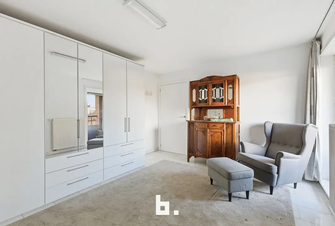 Stijlvol appartement met garage en panoramisch zicht - Roeselare