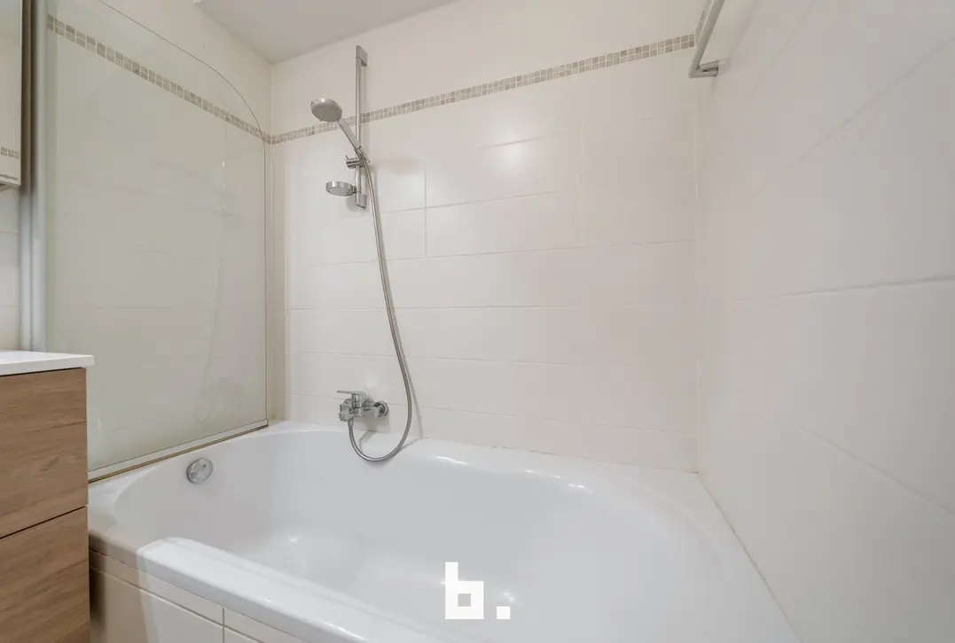 Instapklaar en zonnig appartement op toplocatie nabij zee - Oostende