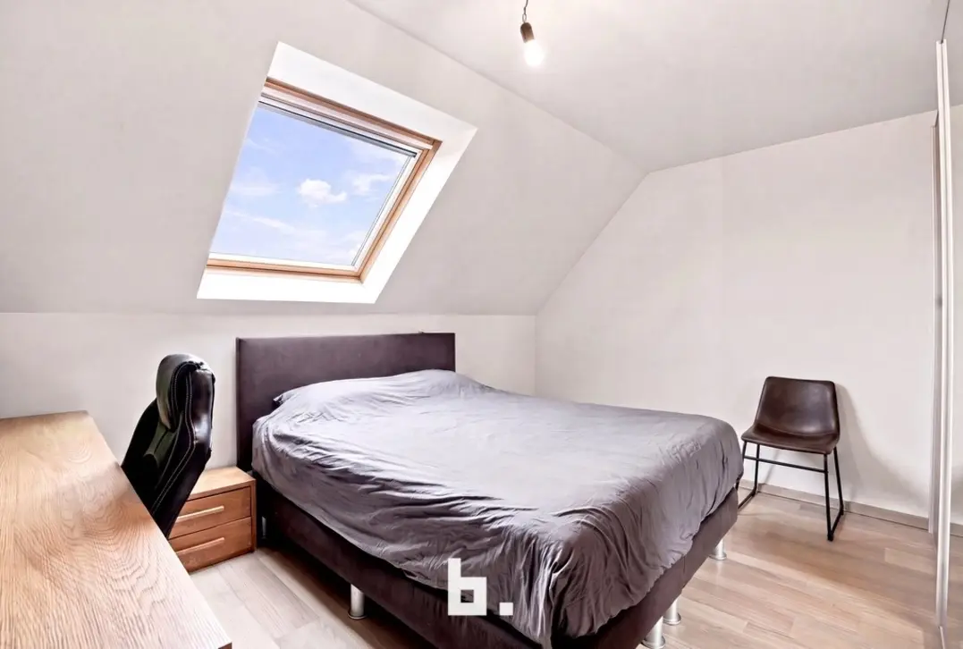 Energiezuinige woning met ruime loods van ca. 140 m² op centrale ligging - Roeselare